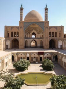 Мечеть, мавзолей и медрессе Ага Бозорг. Aqabozorg School & Mosque